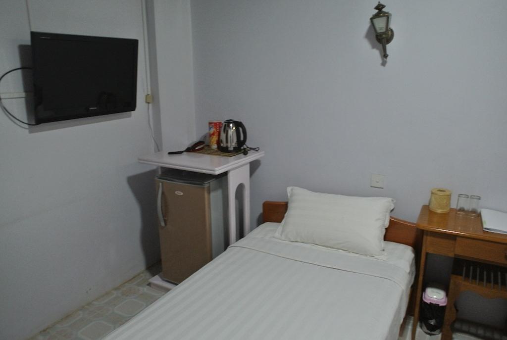 Myit Sone Hotel Mandalay Exterior photo