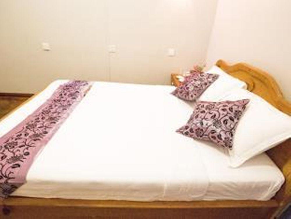 Myit Sone Hotel Mandalay Exterior photo
