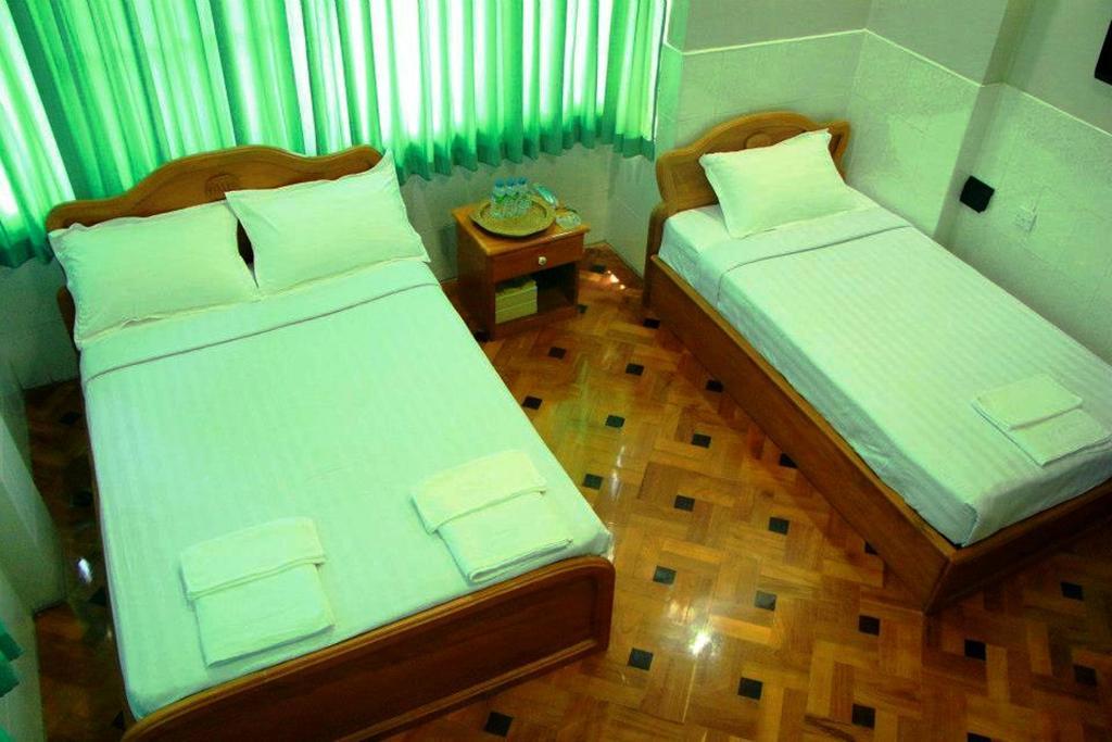 Myit Sone Hotel Mandalay Exterior photo