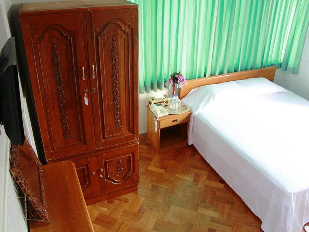 Myit Sone Hotel Mandalay Exterior photo