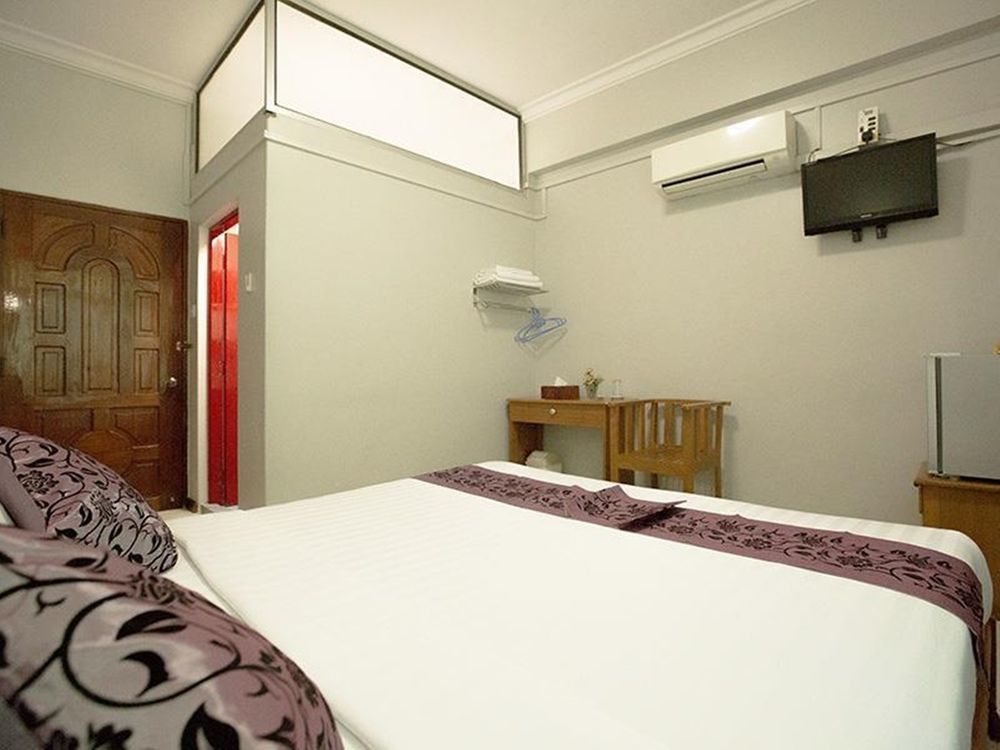 Myit Sone Hotel Mandalay Exterior photo